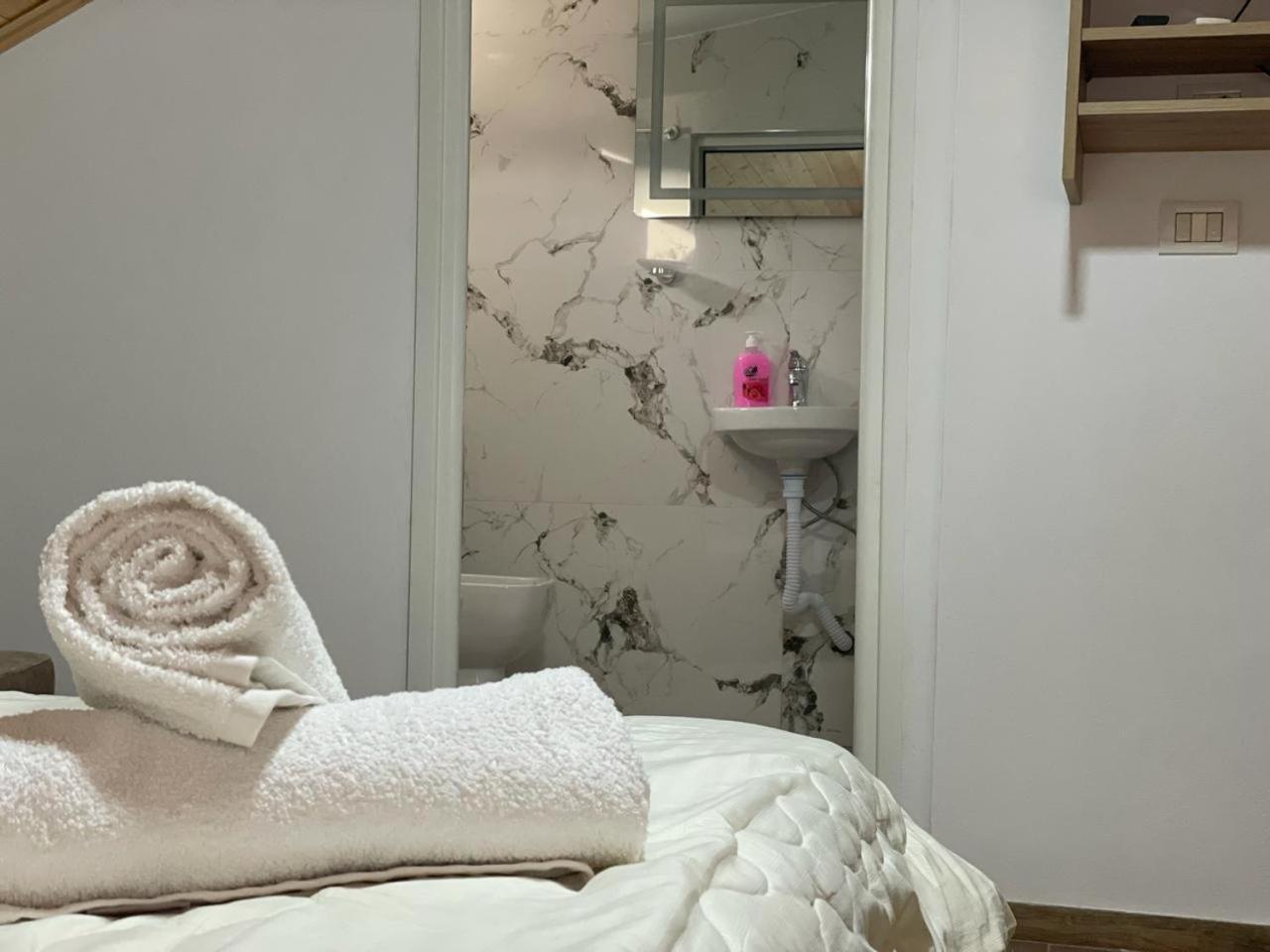 Guesthouse & Hospitality Берат Екстер'єр фото