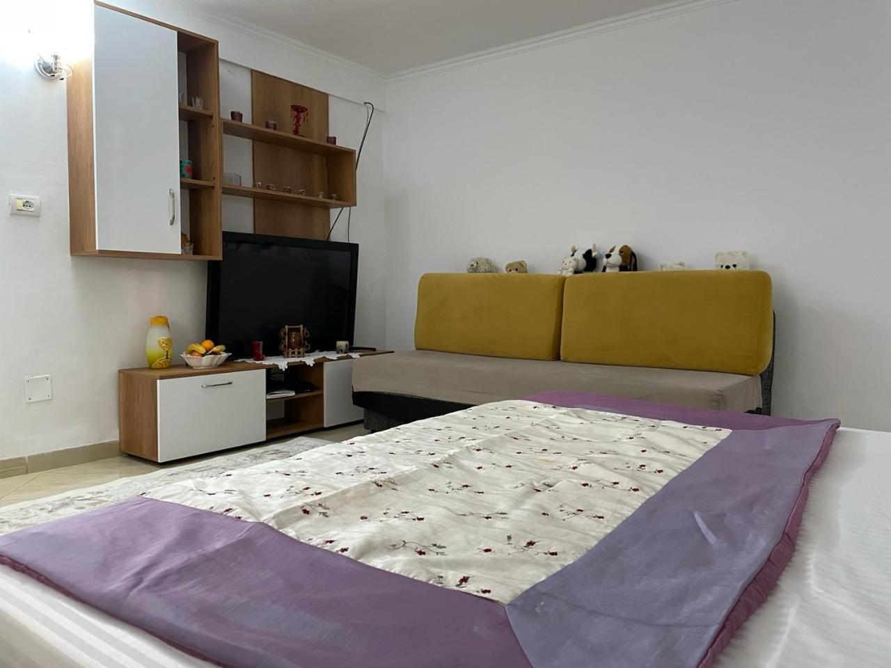 Guesthouse & Hospitality Берат Екстер'єр фото