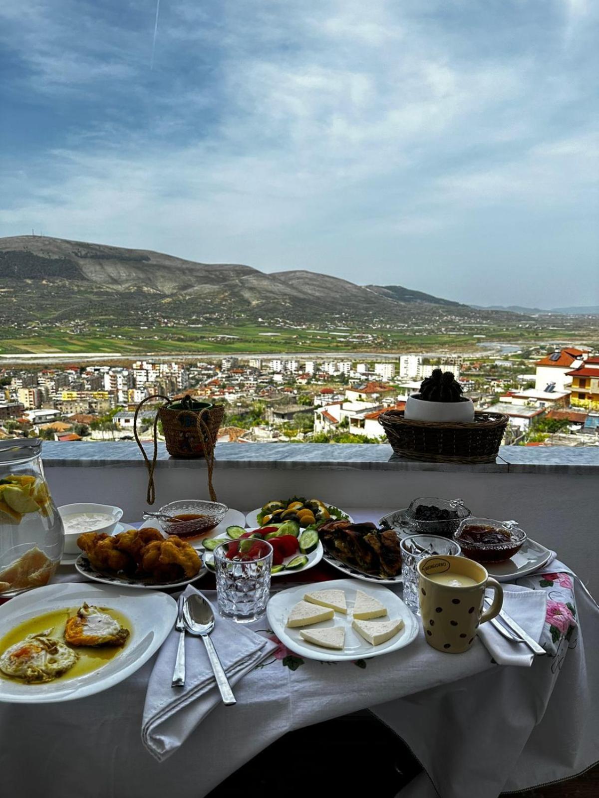 Guesthouse & Hospitality Берат Екстер'єр фото