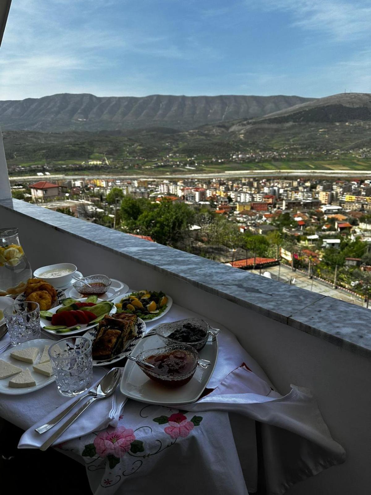 Guesthouse & Hospitality Берат Екстер'єр фото