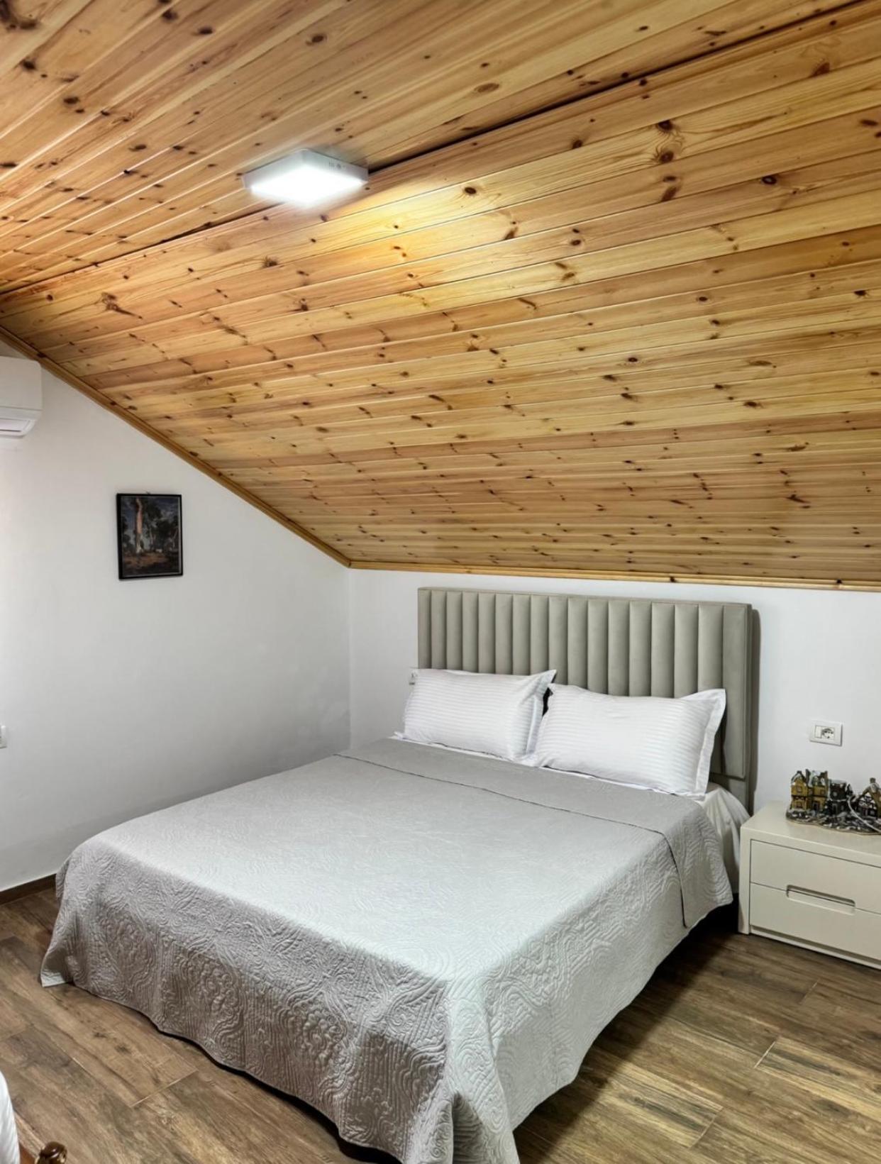Guesthouse & Hospitality Берат Екстер'єр фото